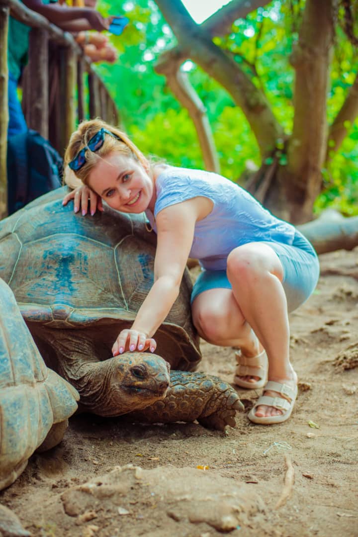 BABTOA TOURS & SAFARI LTD