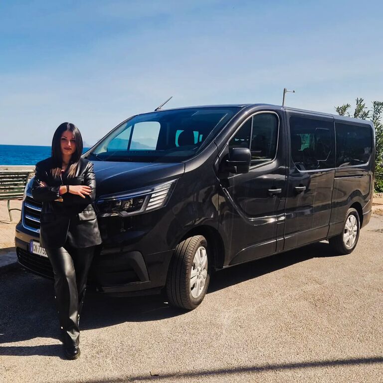 Tina in Tour