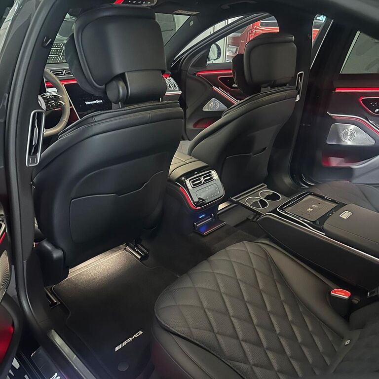 Airport Transfers & Limousinen Service