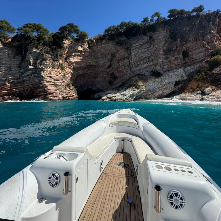 Aris Boat Tour