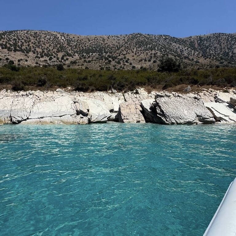 Aris Boat Tour