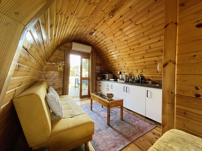 The Gold Pod, relax and enjoy on a Glamping house