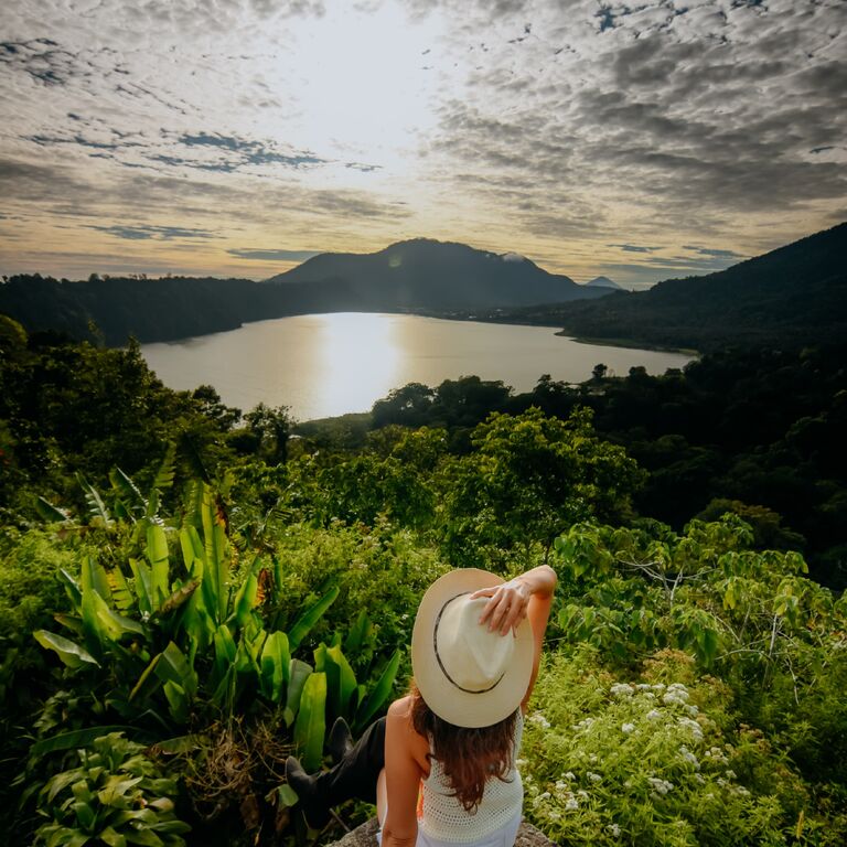 Munduk Danu Bali Tour