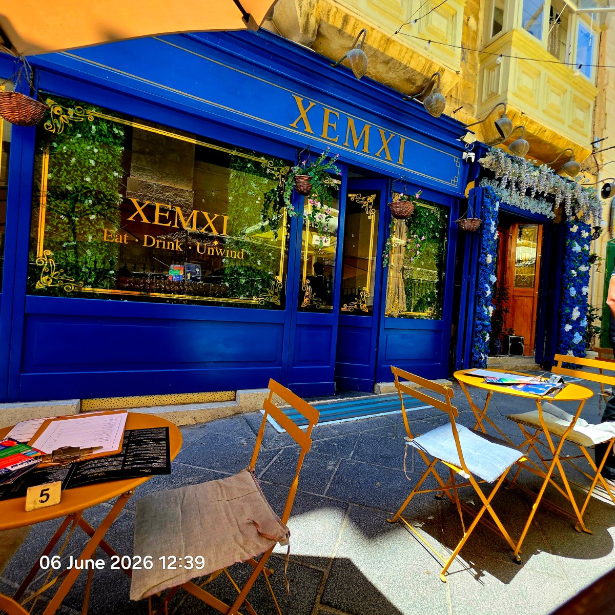 xemxi