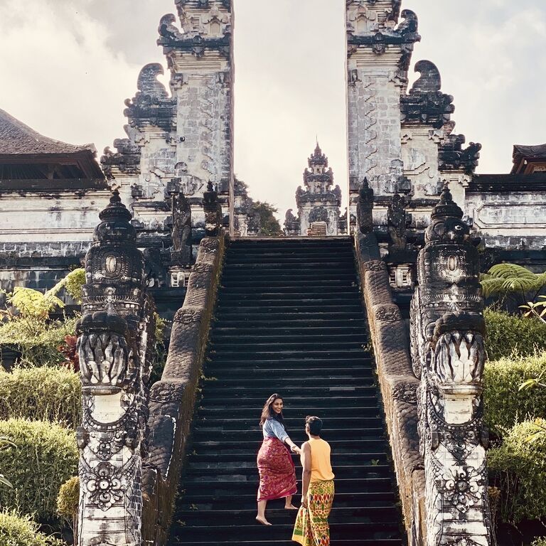 BALI : tour guide and activity