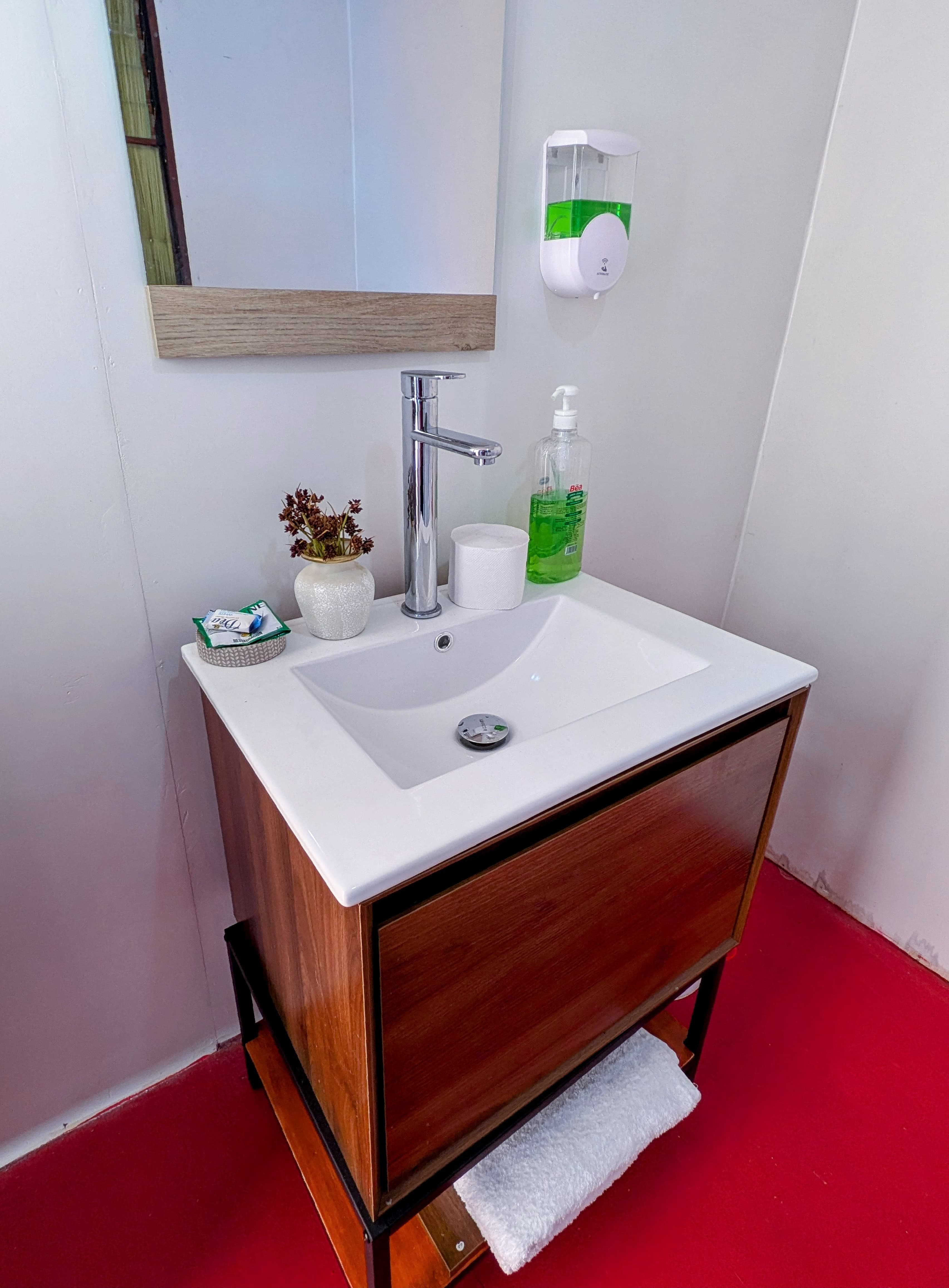 TITICACA KONTIKI ECO LODGE P.