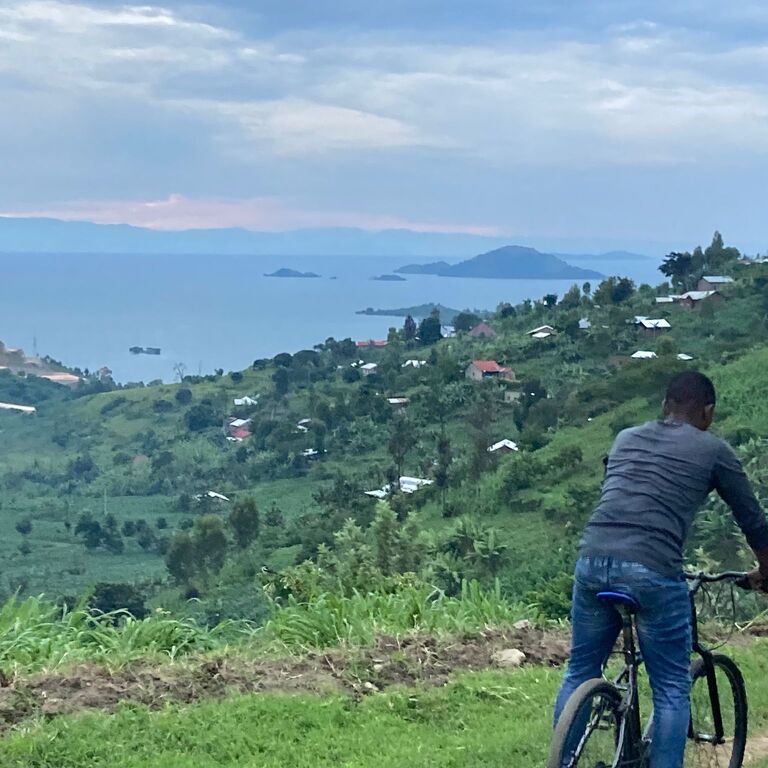 Rwanda travel experts
