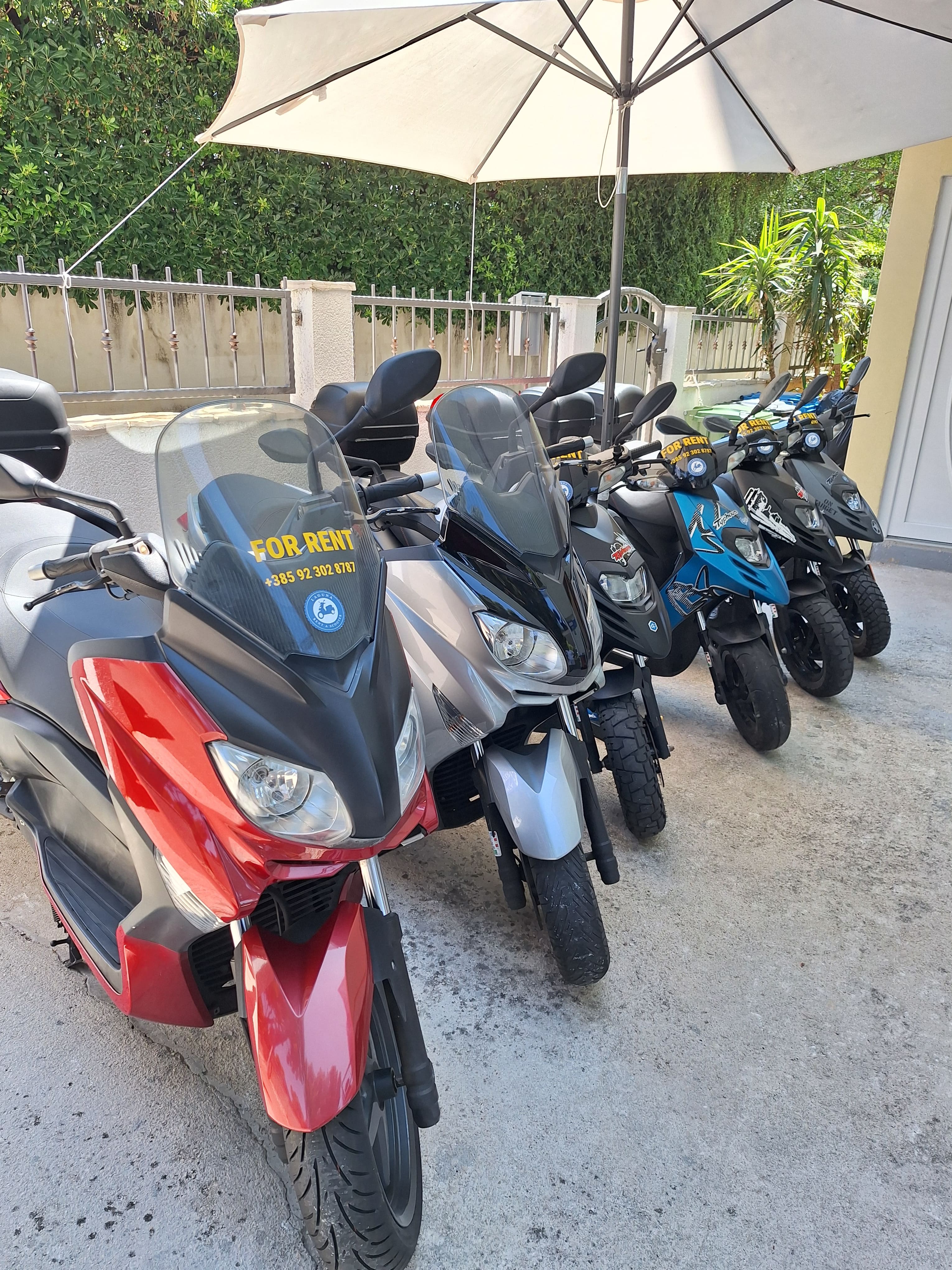 Rent a Scooter - Laguna Rent