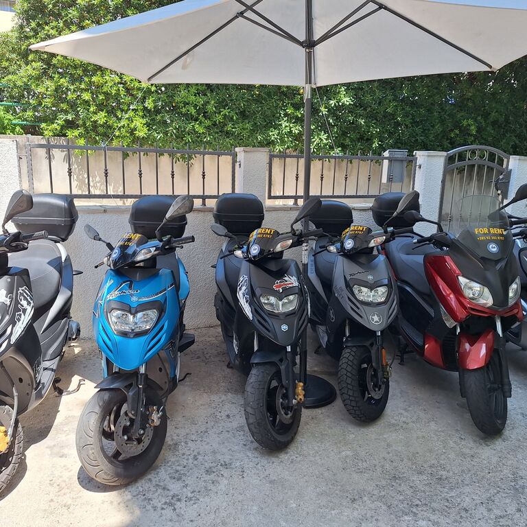 Rent a Scooter - Laguna Rent