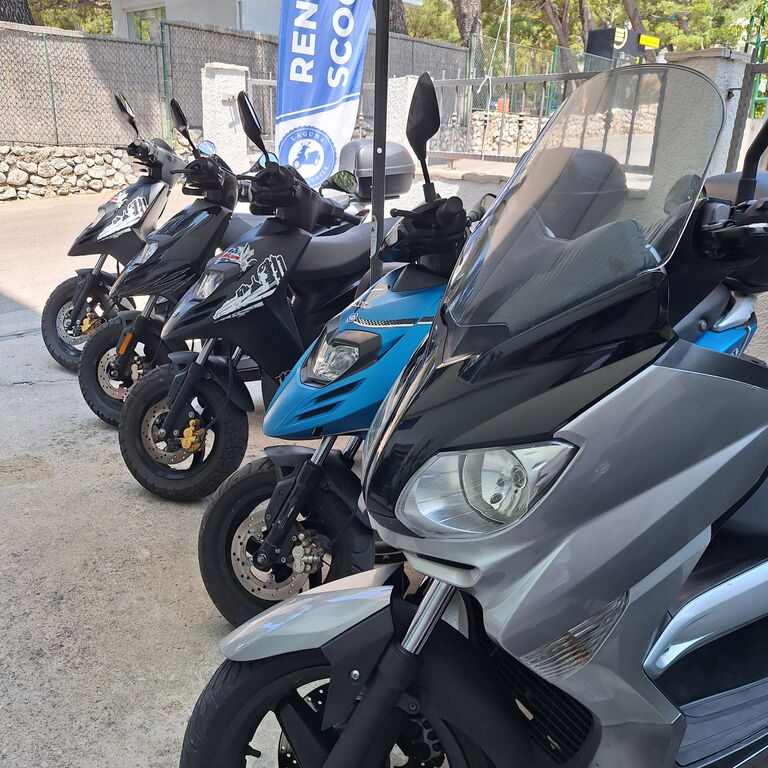 Rent a Scooter - Laguna Rent