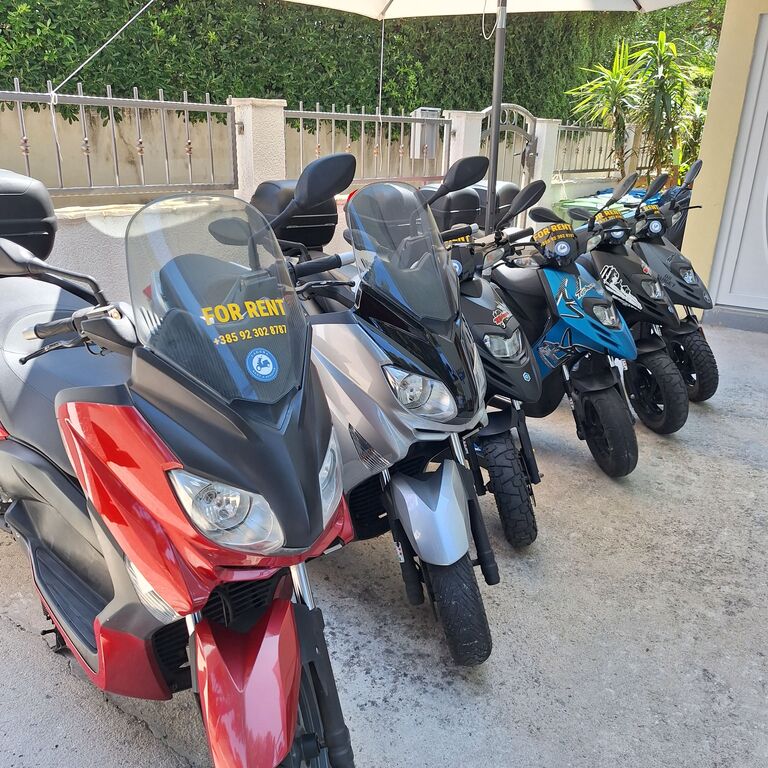 Rent a Scooter - Laguna Rent