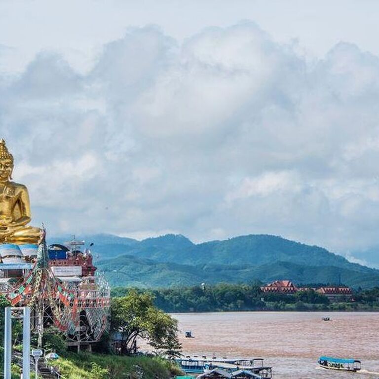Full day Chiang Rai-Boat Trip