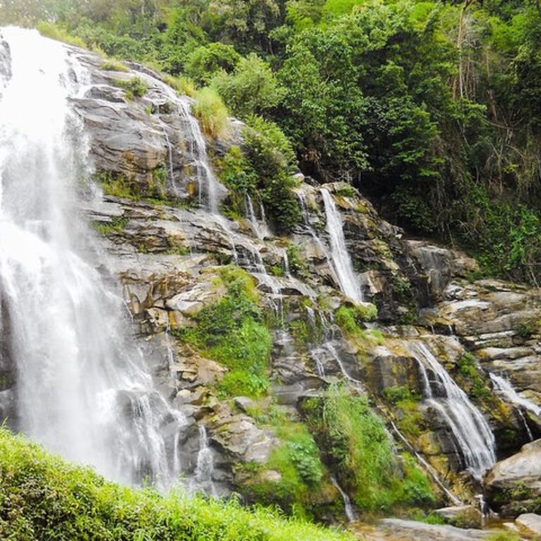Doi Inthanon-Pha Dok Siew