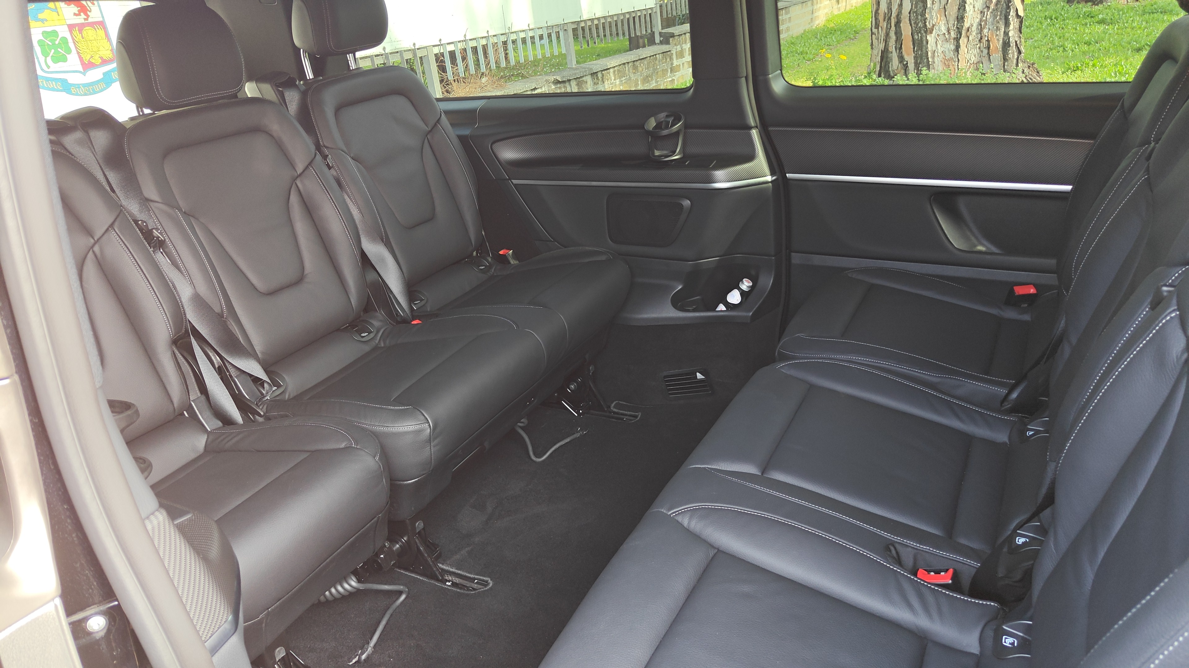 Guide and Driver Limousine Ser