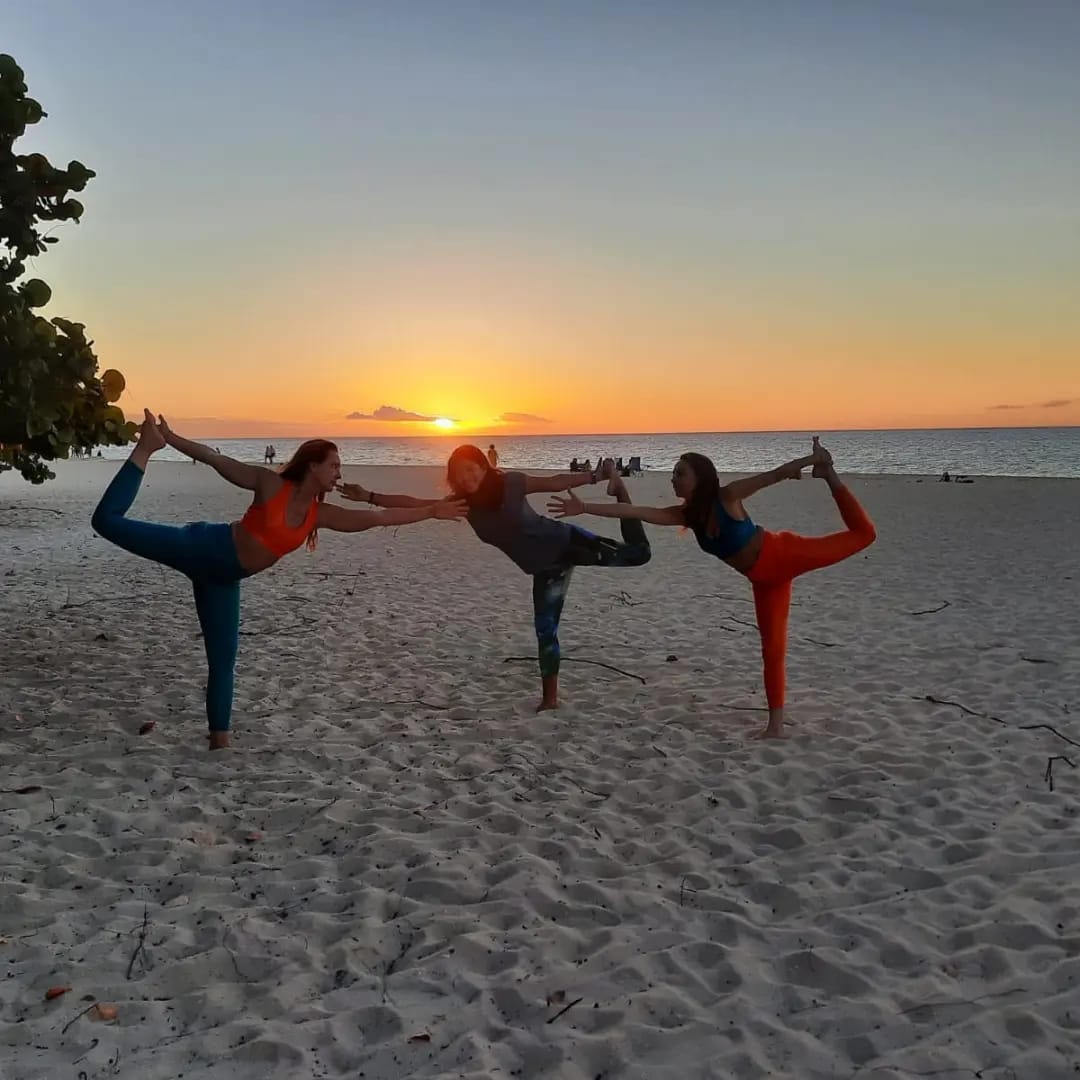 Beach yoga in Aruba