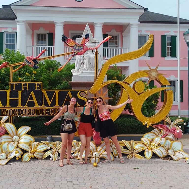 KINDWalk Nassau Walking Tour