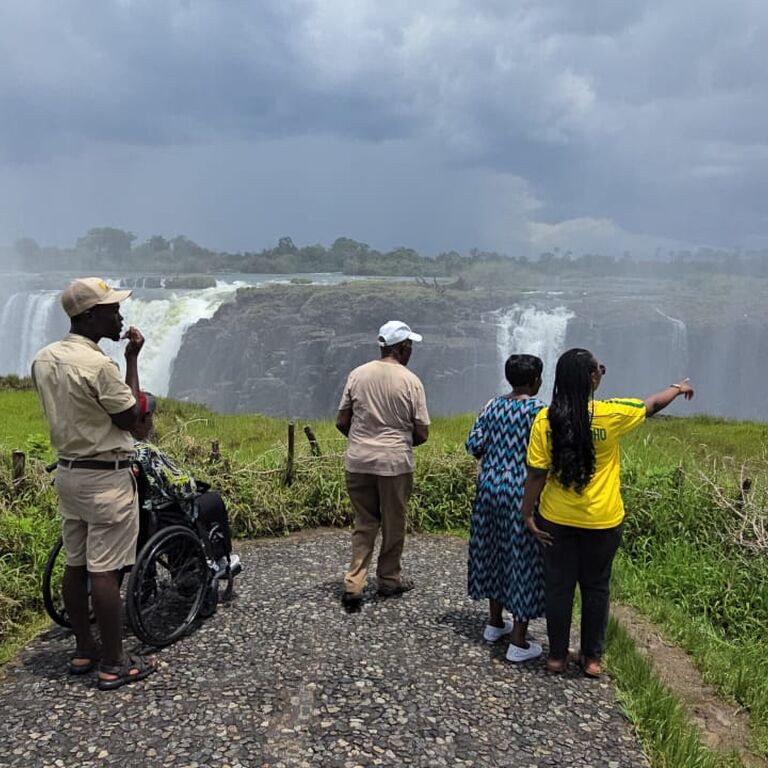 Parnok Tours and Safaris