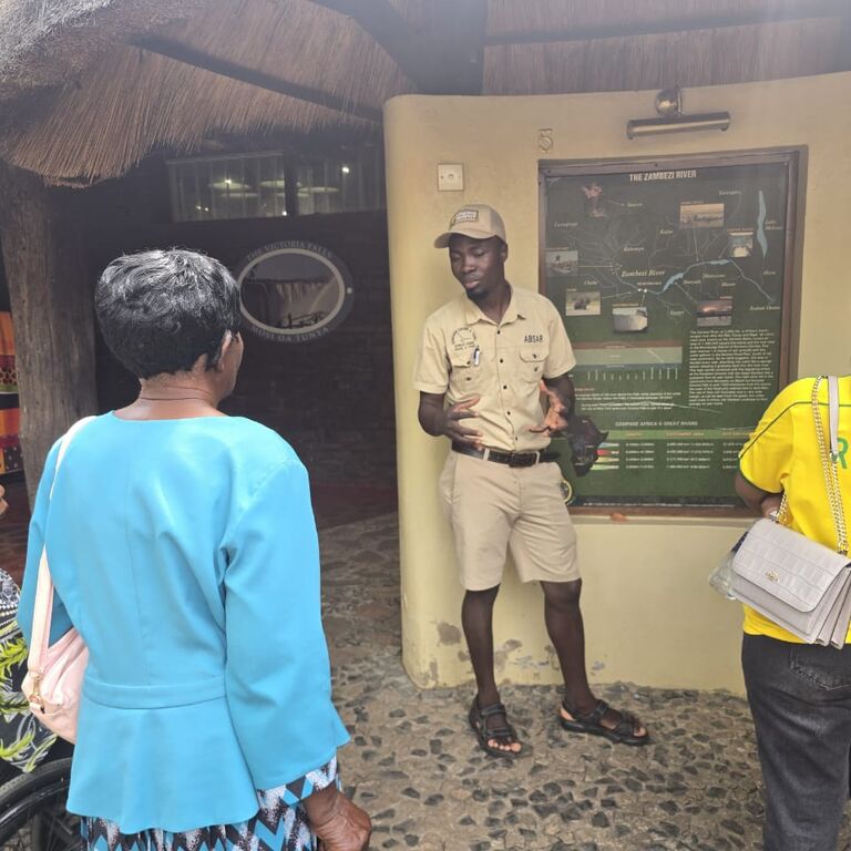 Parnok Tours and Safaris