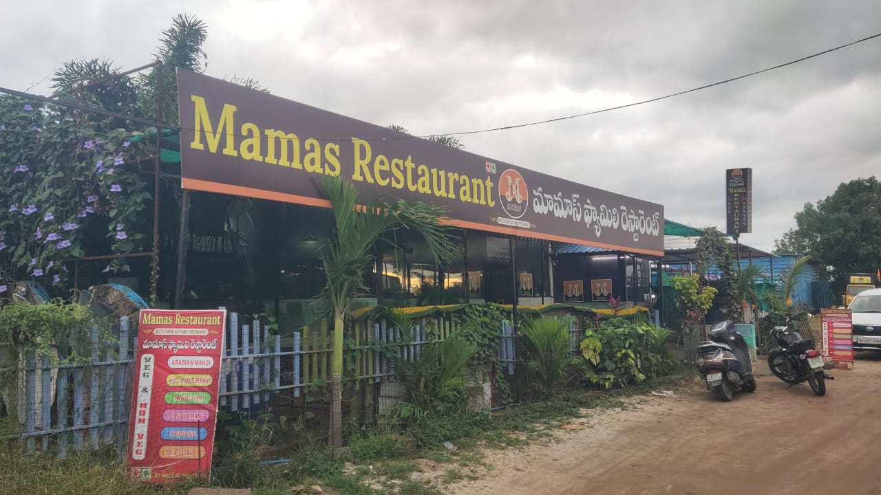 Mamas multi-cuisine ac family