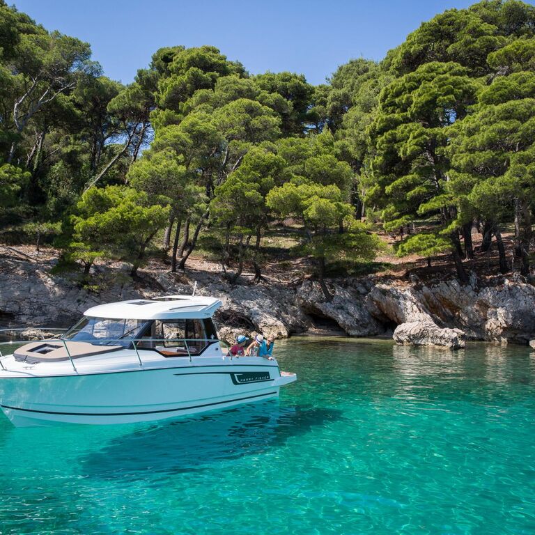 Absolut Charter