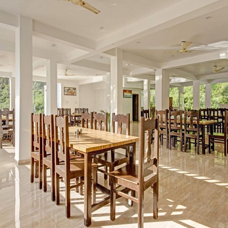 Hotel Kailasha