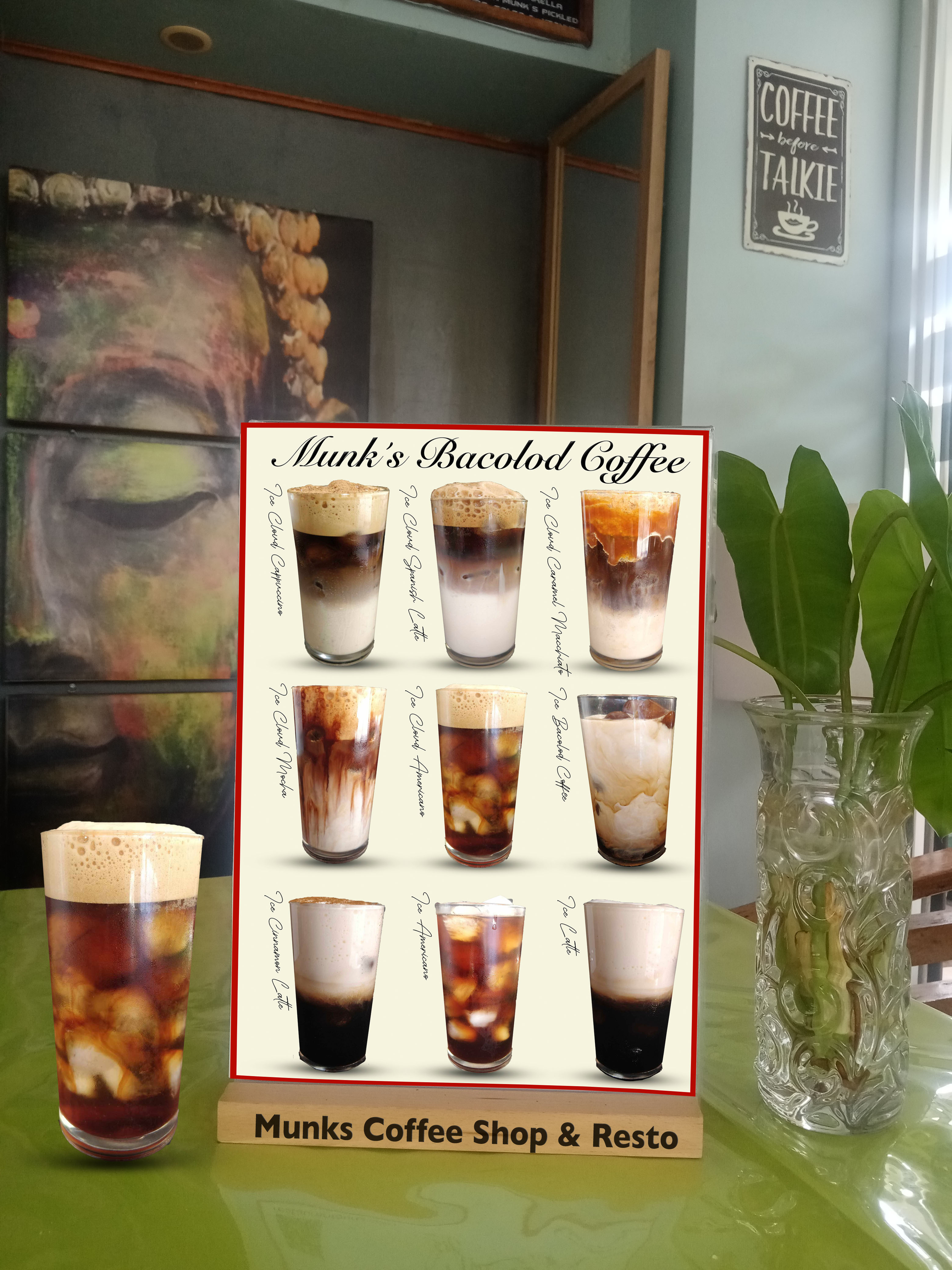 Munks Coffee Shop & Resto