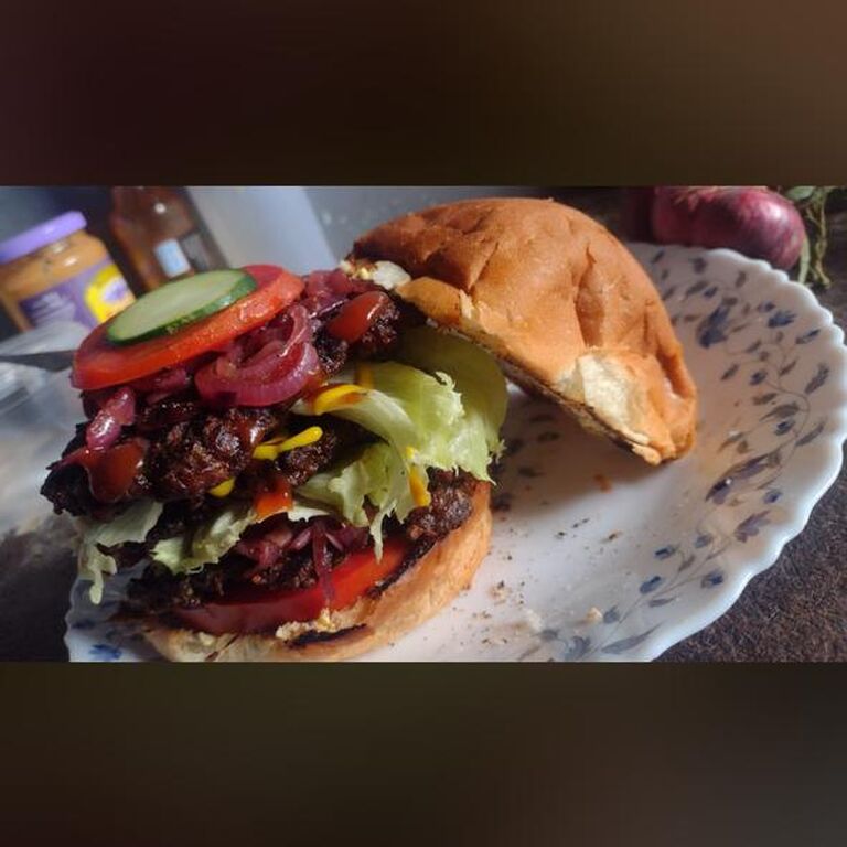 LEE'S DINER