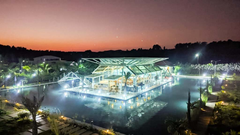 Advaya Luxury Resort
