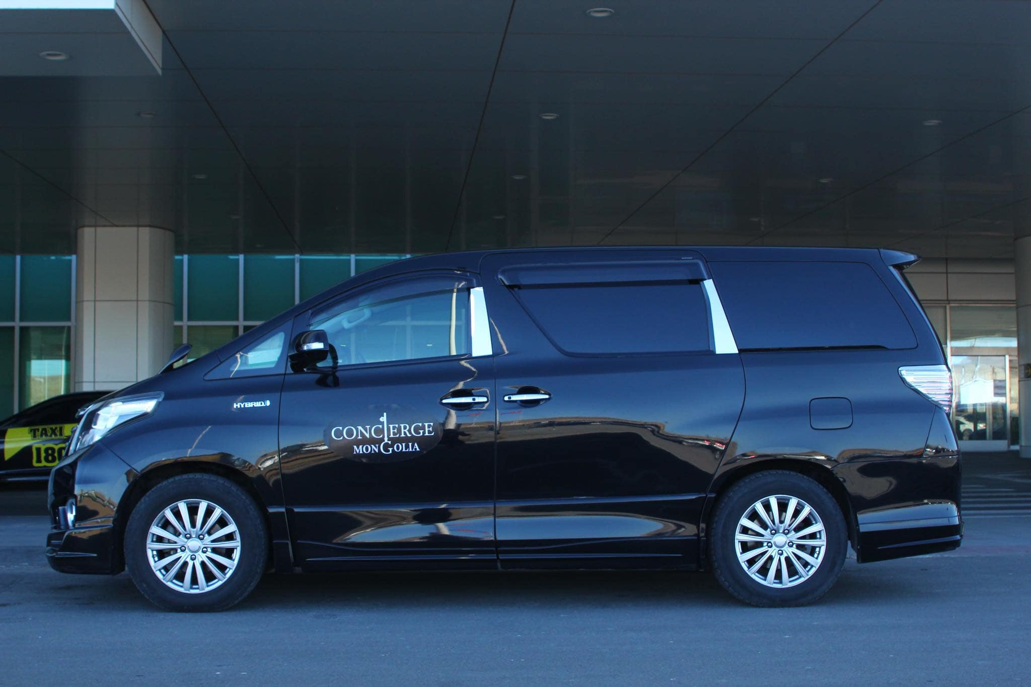 CSM Airport transfer ULN