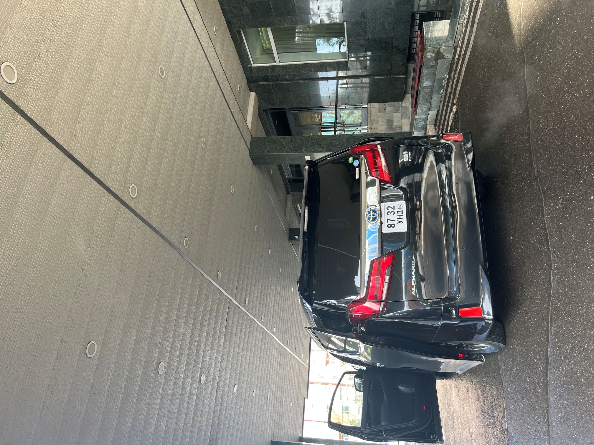 CSM Airport transfer ULN