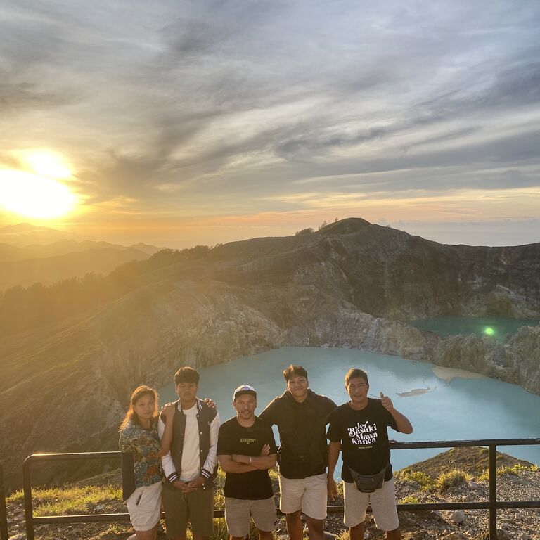 Herii Flores trip