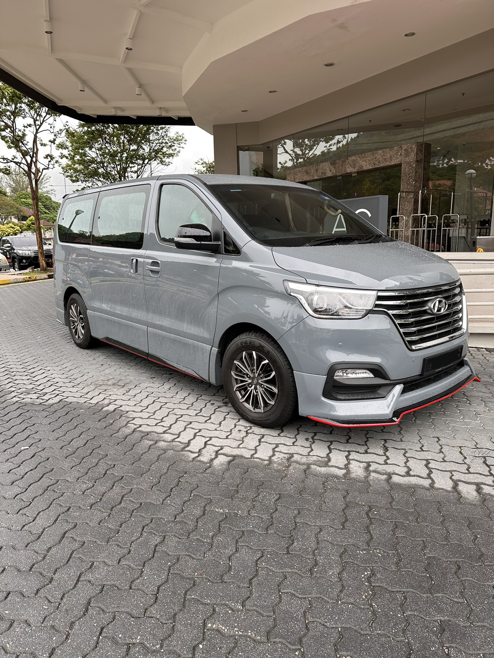 Katz Services Limousine