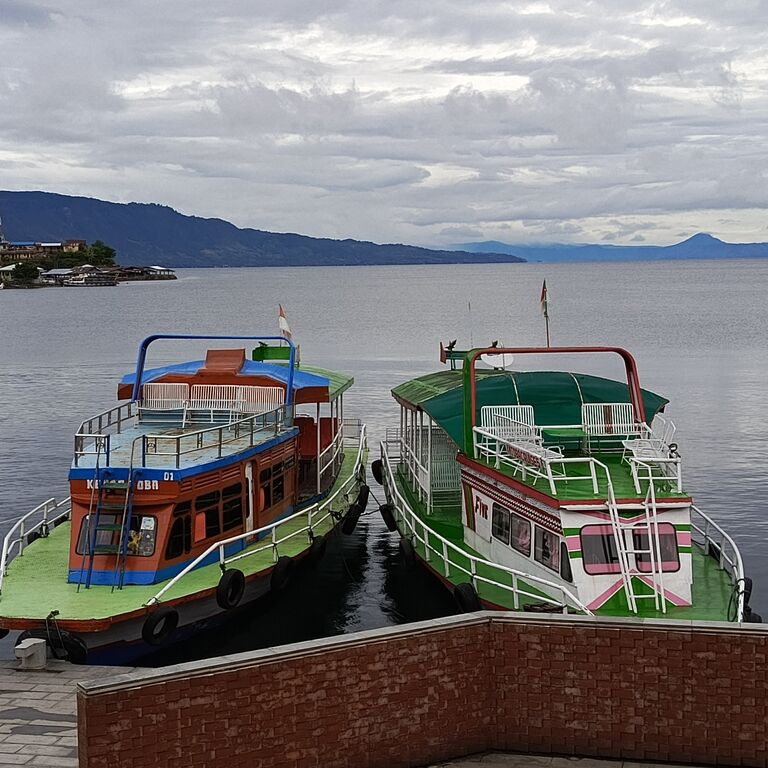 PT ENOS TOUR MEDAN