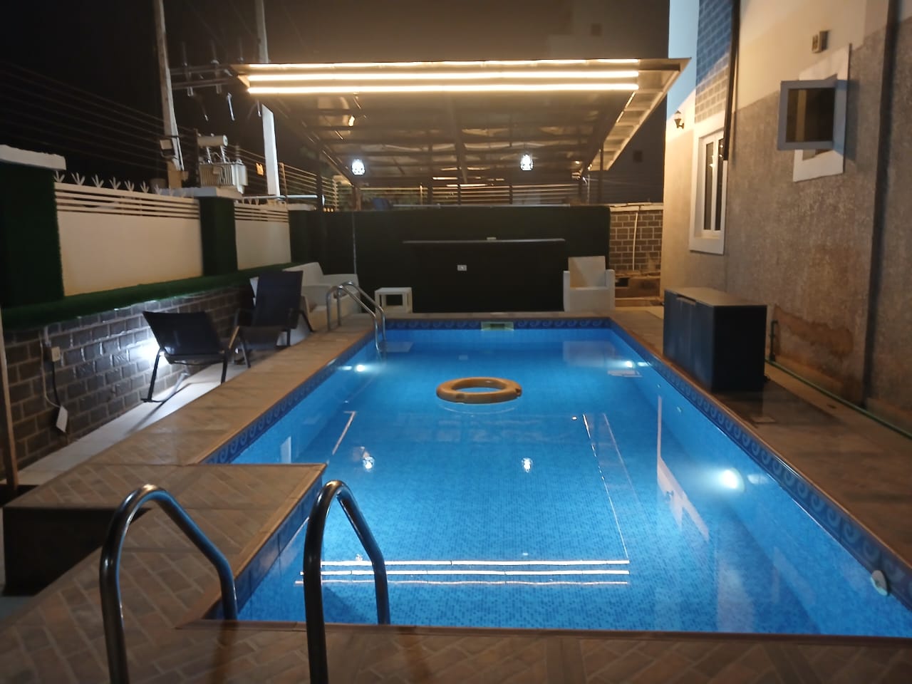 Le'Home am:pm Airbnb