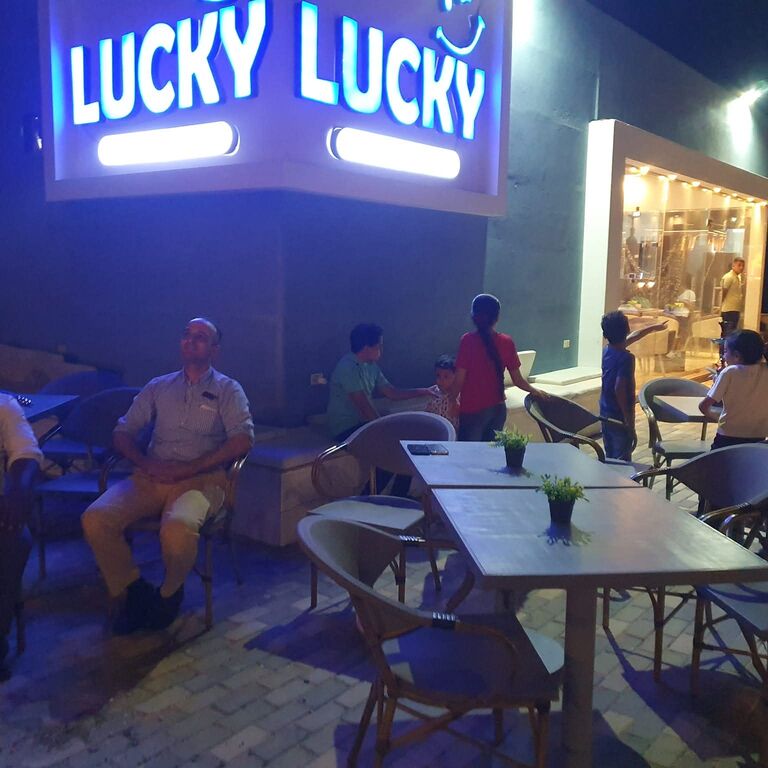 Lucky Restaurant and cafe