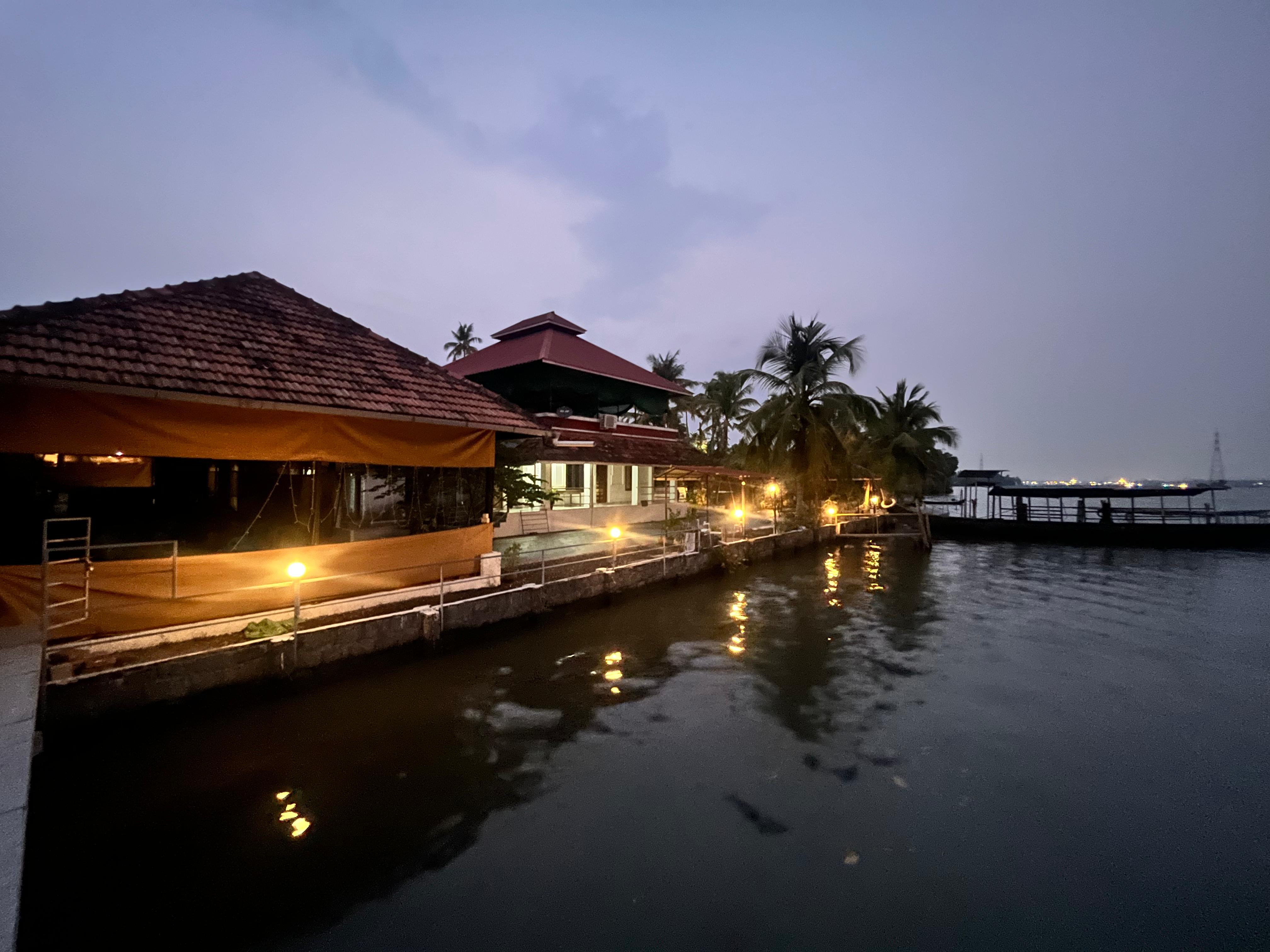 Kumbalanghi Puzhayoram