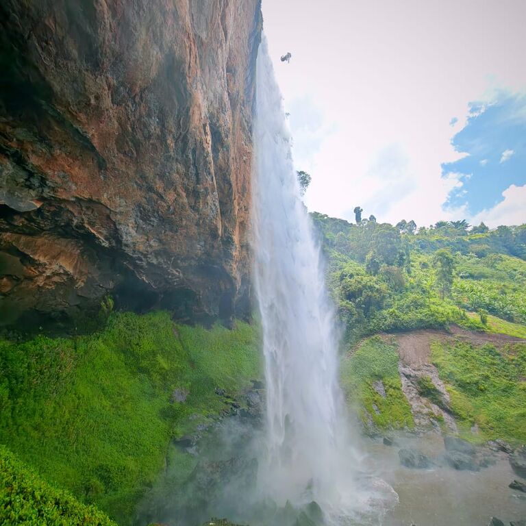 Discover Sipi Falls