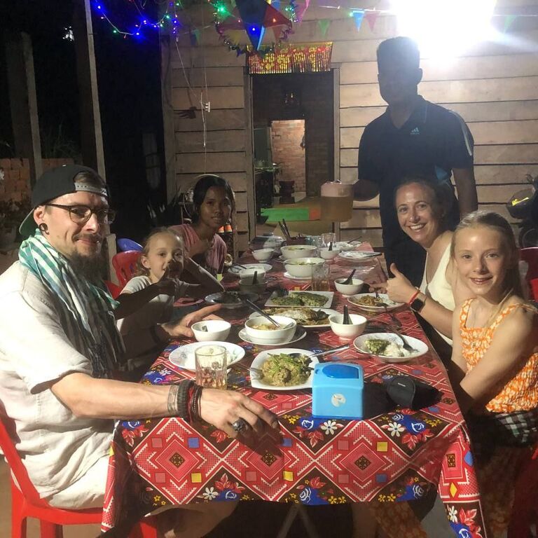 Dine With The Locals