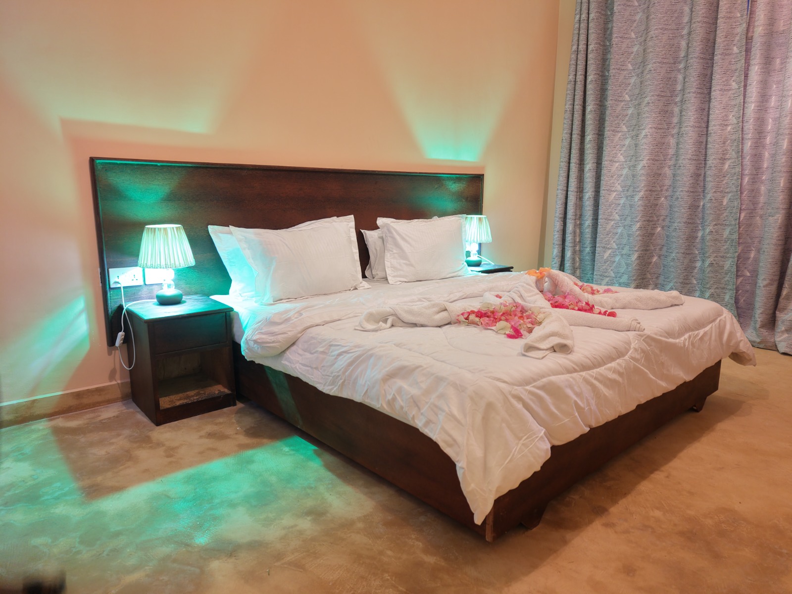 Stay 4nights - Pay 3nights