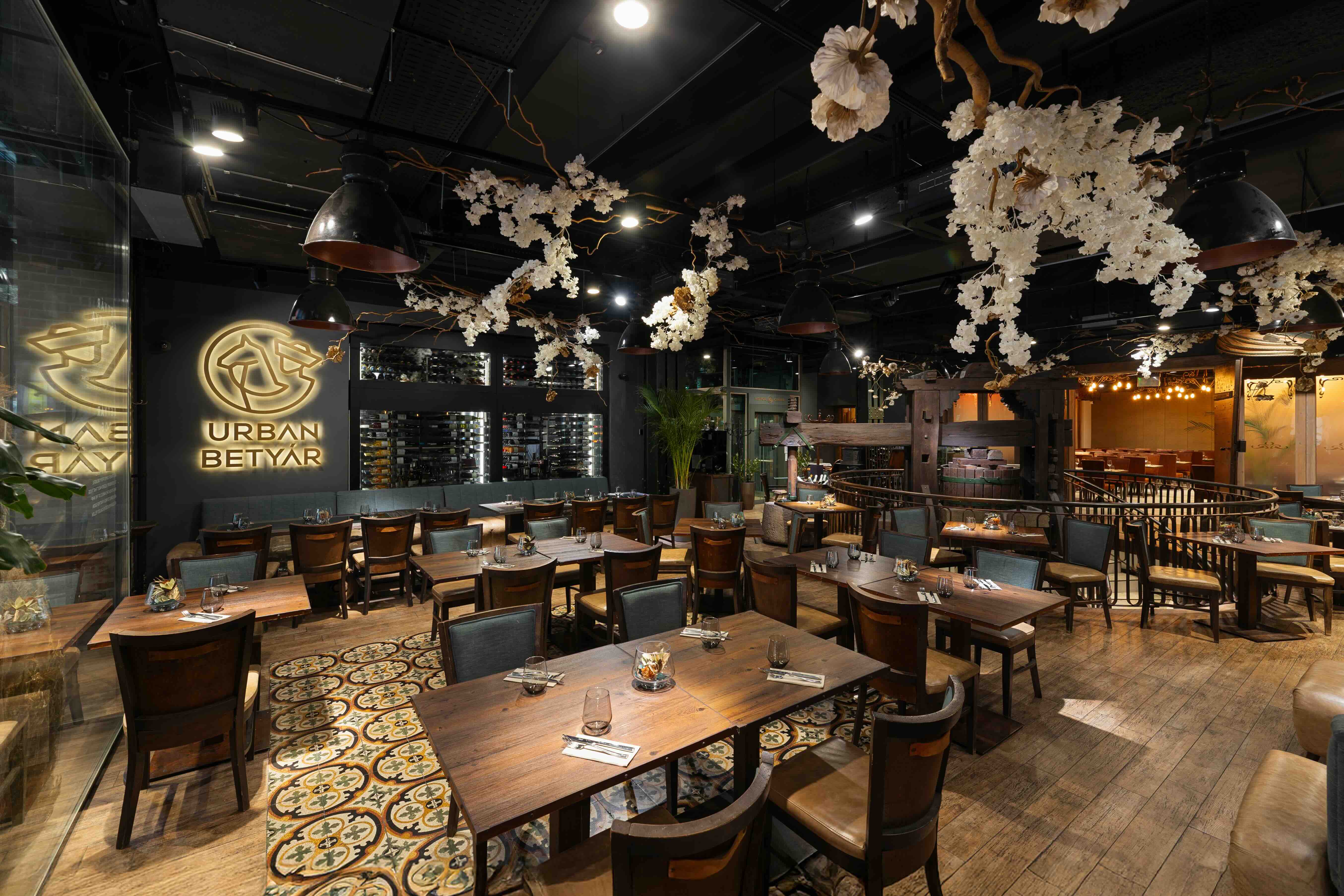 Urban Betyár Restaurant