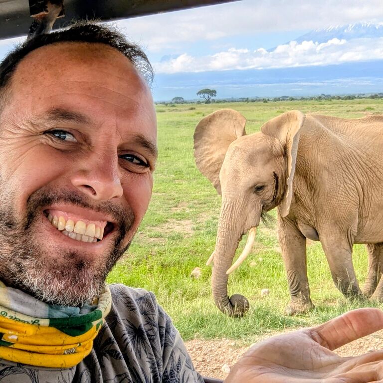 Azari Afrika Safaris Ltd
