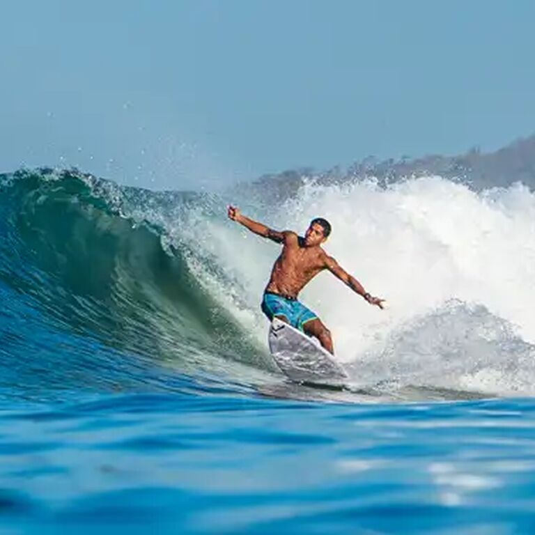 Witch’s Rock Surf Camp