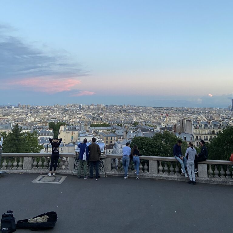 Abi | Paris tour guide