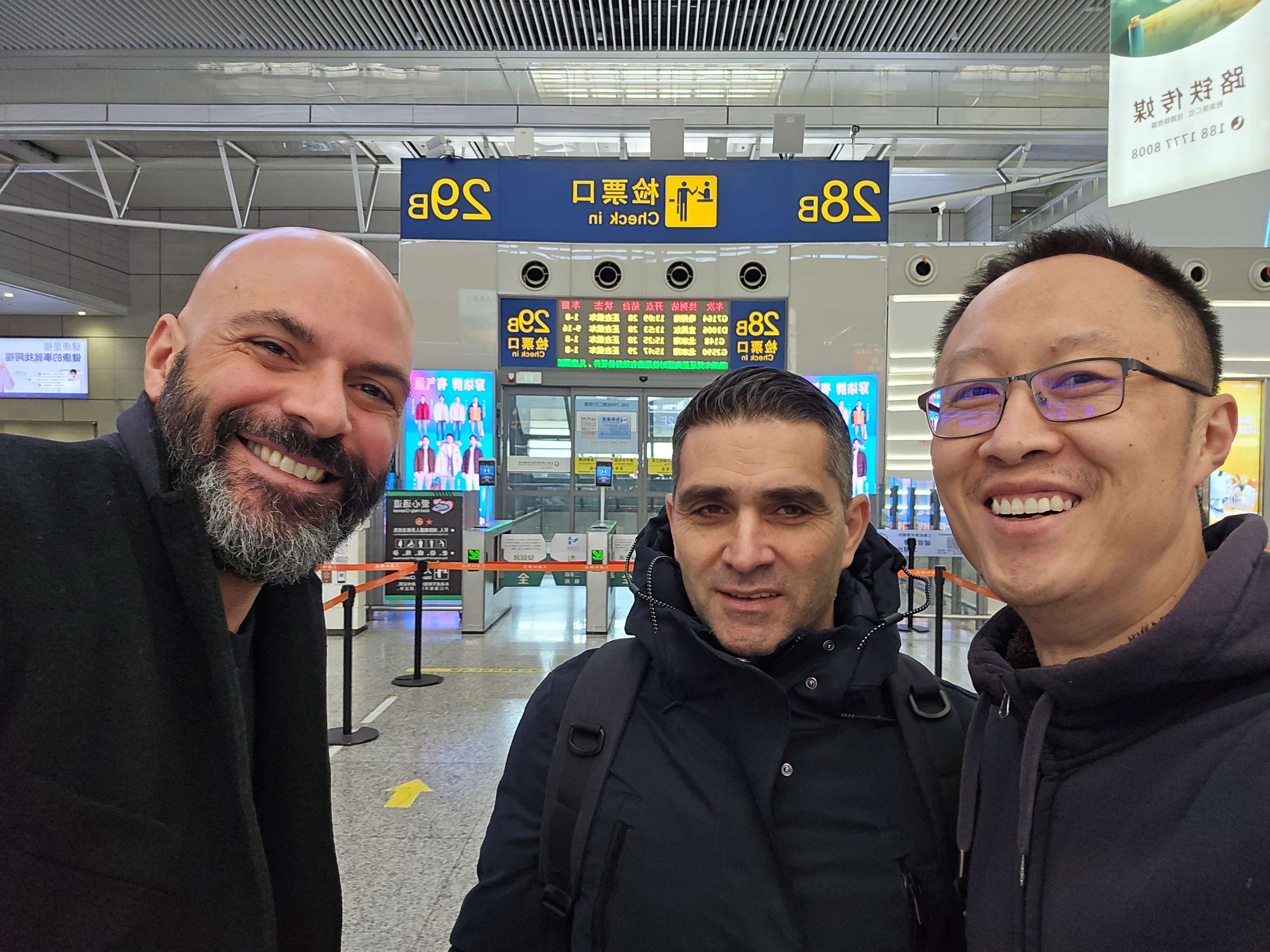 MIDI CAR RENTAL SHANGHAI