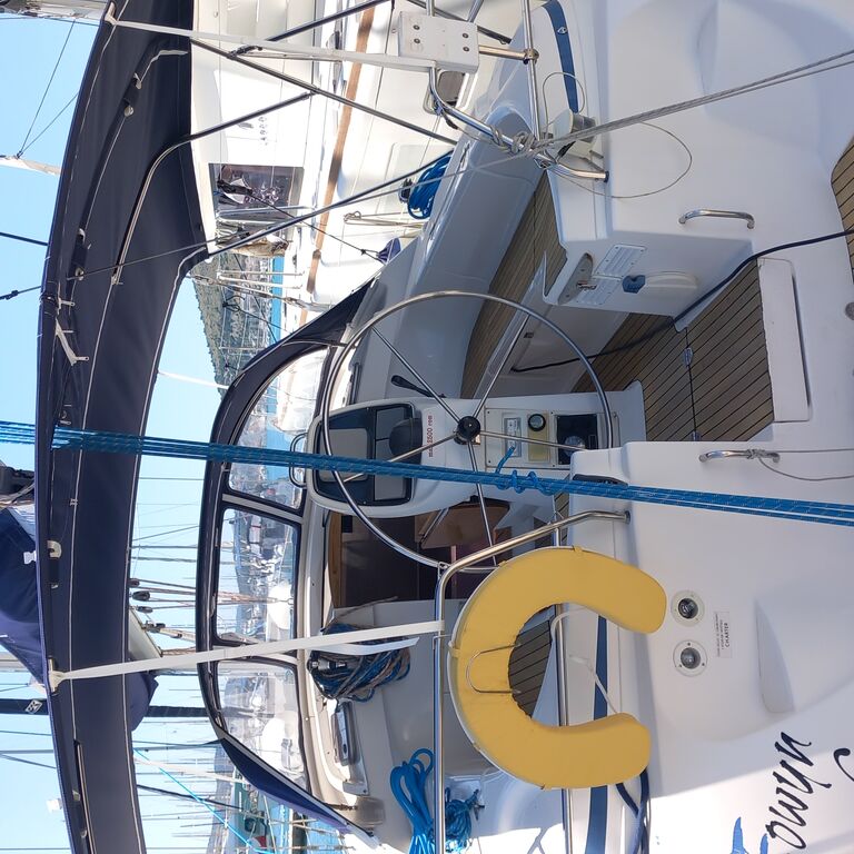 DeToni Charter