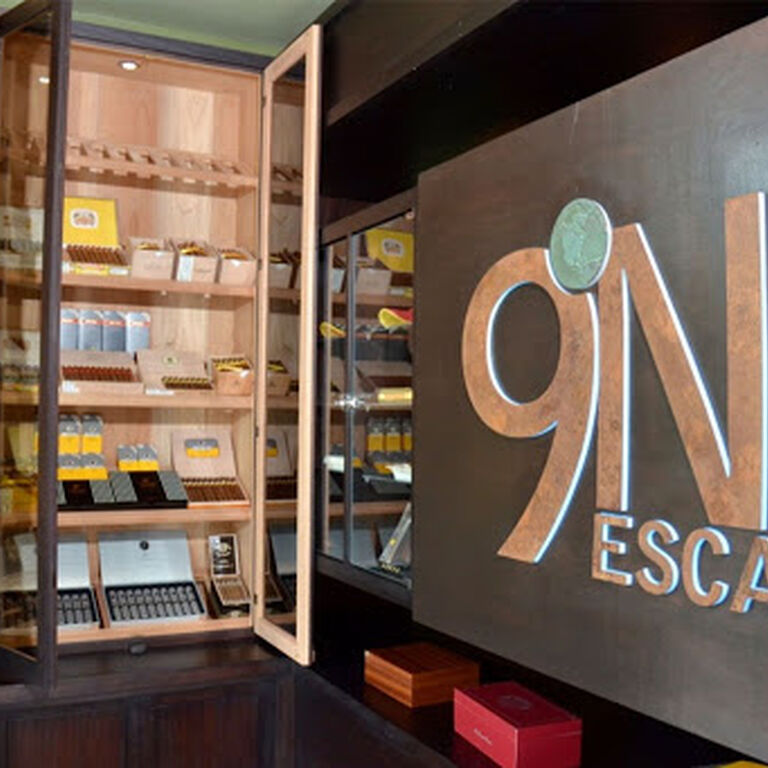 9N Lounge Bar & Hookah