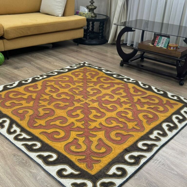 Altyn Kol Women's Handicraft C