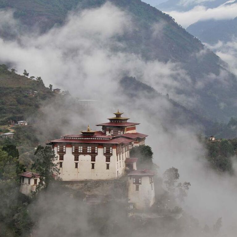 Kingdom Tour & Trek