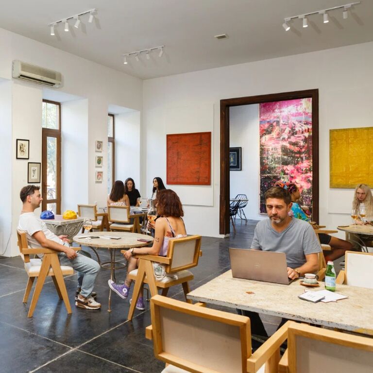A1 Art Space / Cafe'