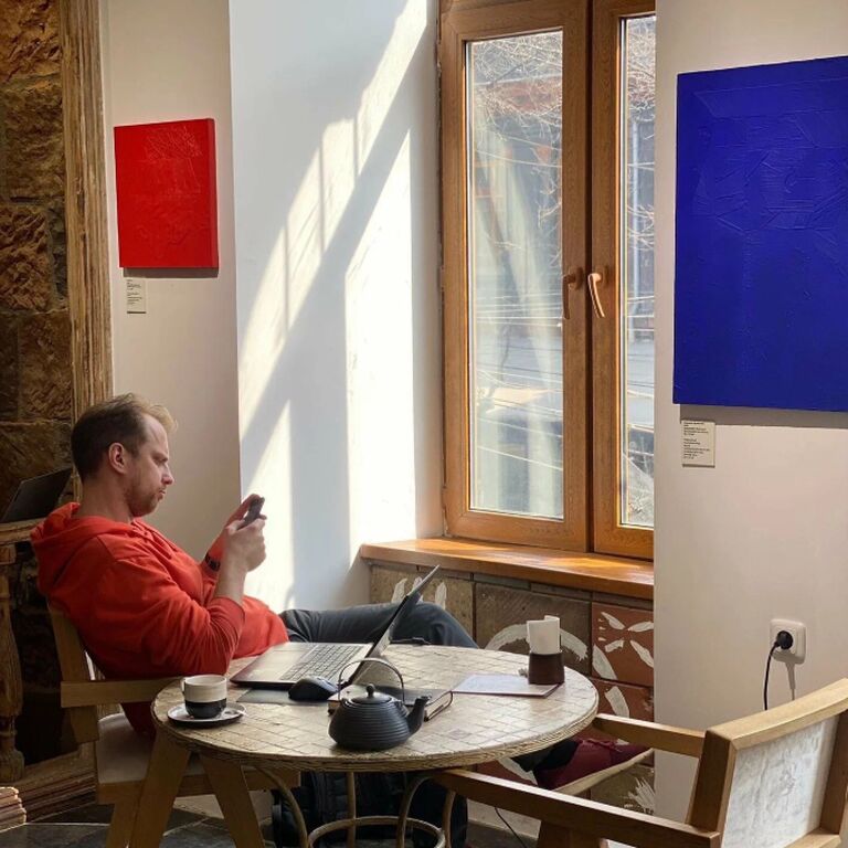 A1 Art Space / Cafe'